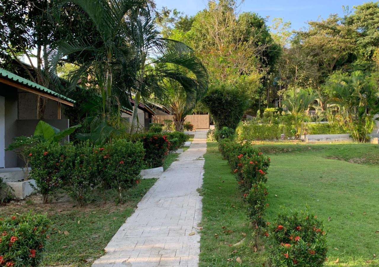 Siam Flora Resort 란타섬 외부 사진