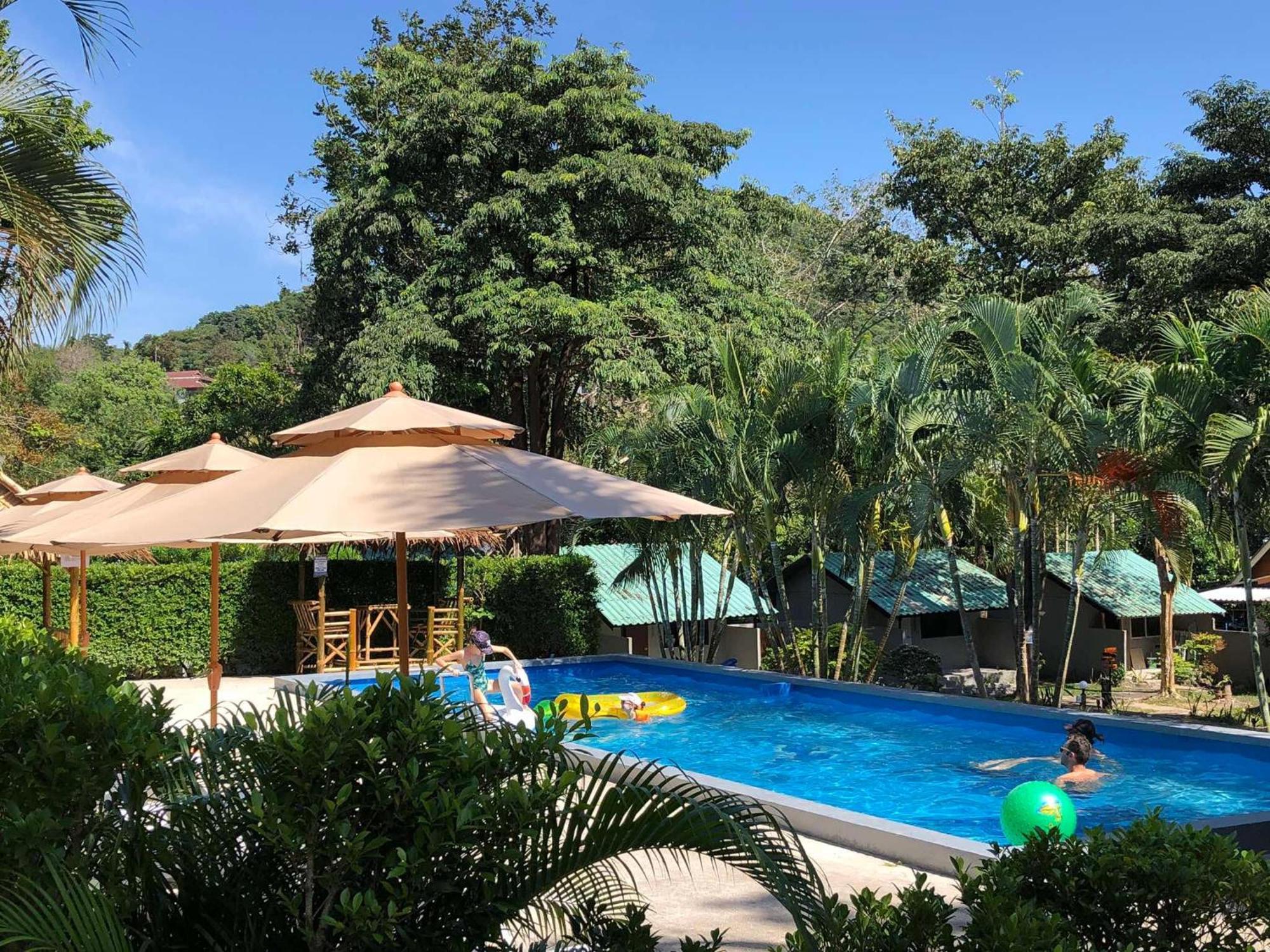 Siam Flora Resort 란타섬 외부 사진